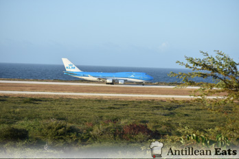 KLM - Boeing 747 taxiing at Curacao Airport